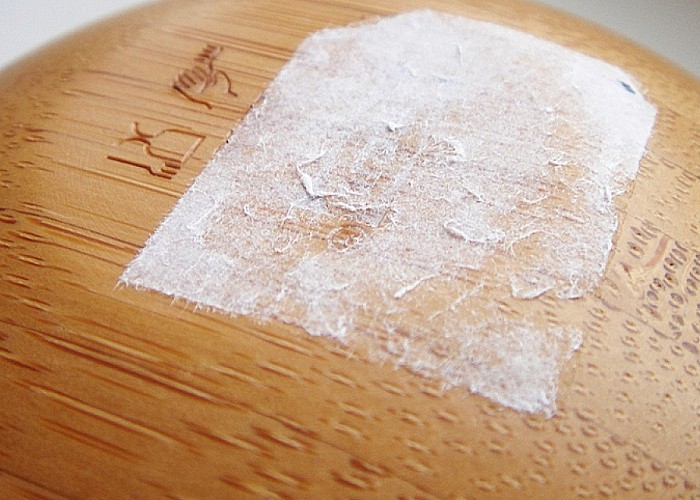 Чем очистить остатки скотча, наклейки и маркера? 